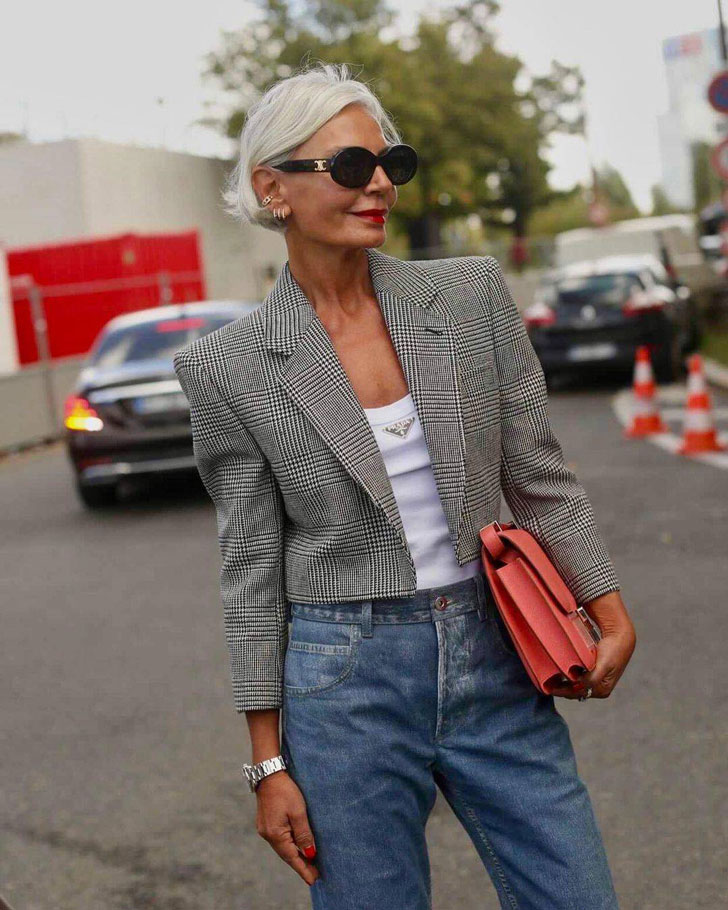 3 способа носить полосатый свитер, который не позволит вам замерзнуть и добавит французского шика образу