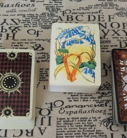 Как часто можно гадать на карты